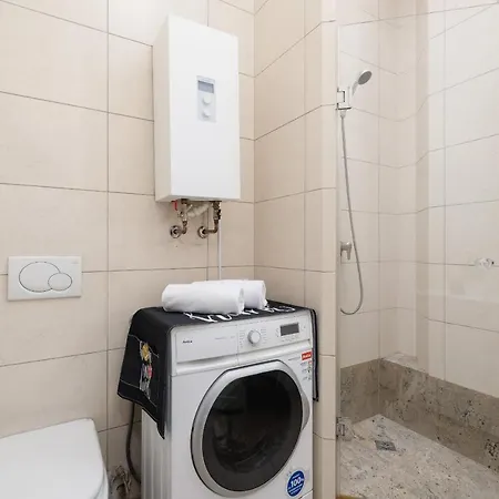 Starowislna Studio For 4 Guests Old Town Cracow By Renters 크라쿠프