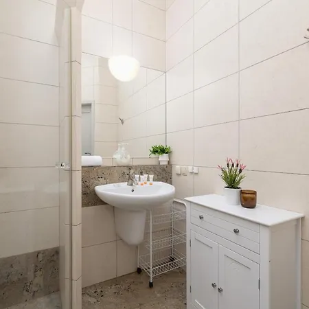 아파트 Starowislna Studio For 4 Guests Old Town Cracow By Renters *